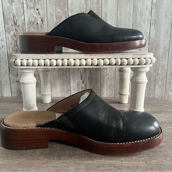 Madewell Black Mule Clogs with Contrast Stitching 7 - Picture 4 of 7